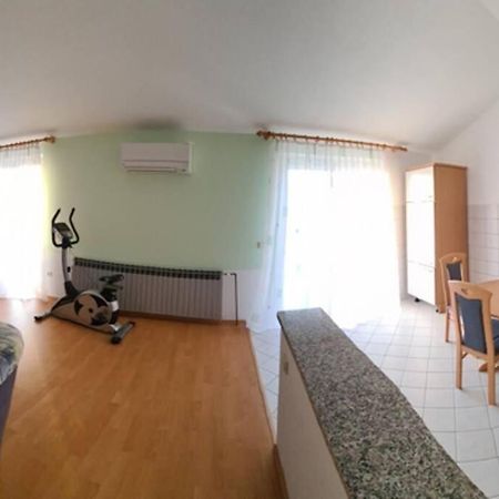 Mitros Apartment Malinska Exteriér fotografie