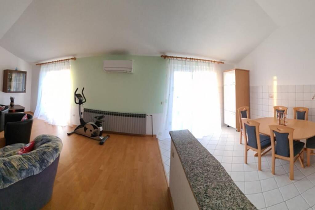 Mitros Apartment Malinska Exteriér fotografie